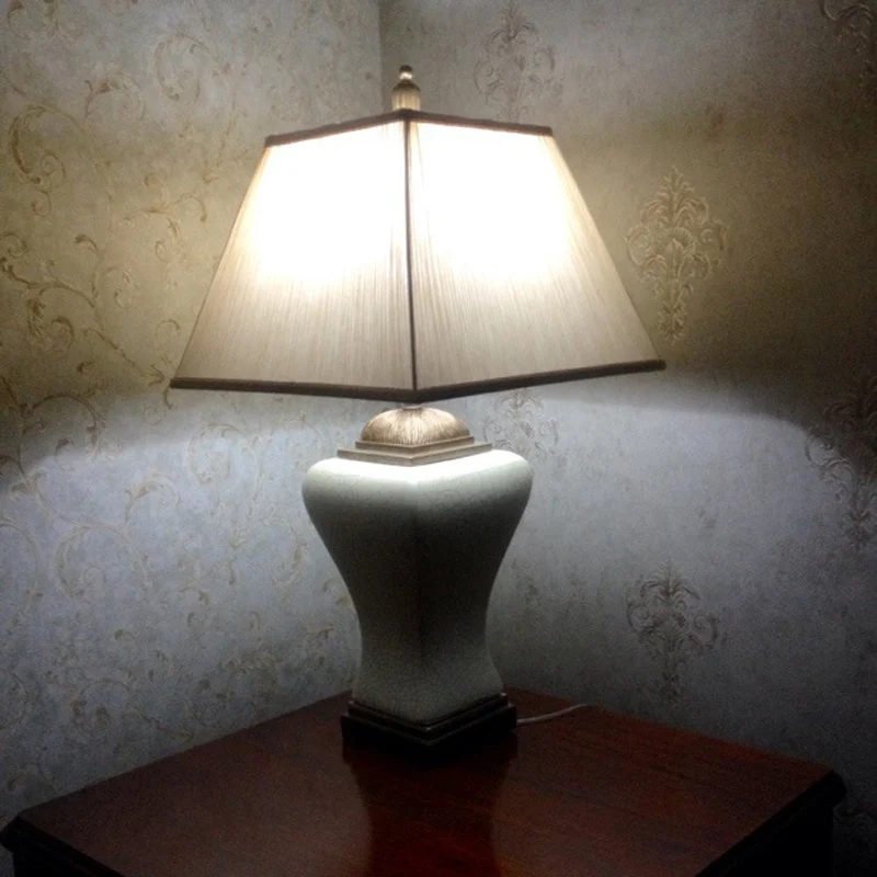 Masa Lambası Başucu Lambası Seramik Lamba Cömert Lüks masa lambaları Oturma Odası için Dekore Edilmiş Yatak Odası LED Lambalar Görüntü  2
