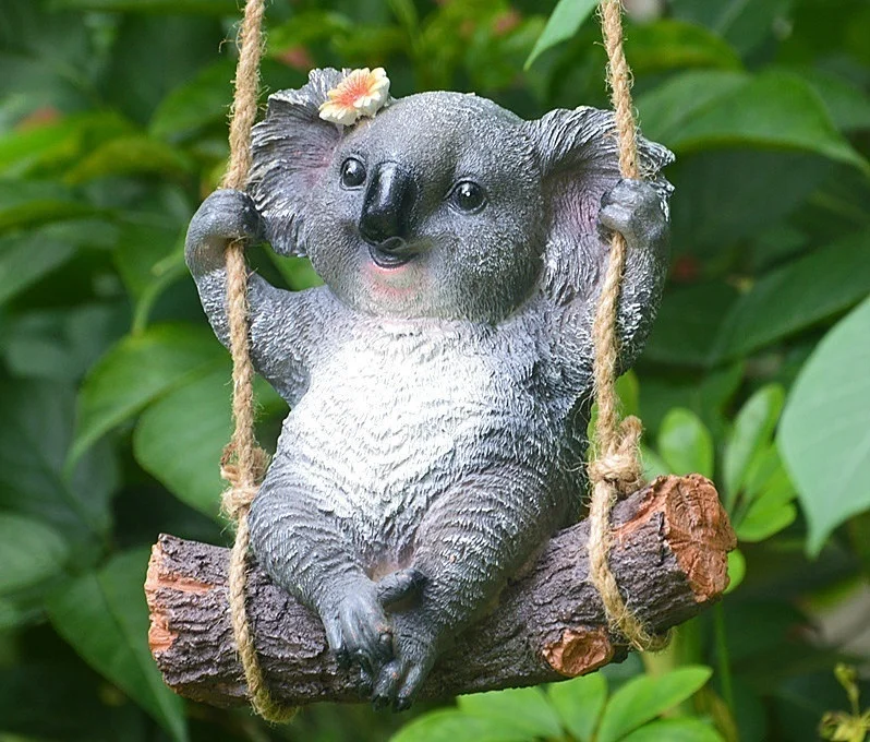 Güzel Sallanan Koala Ayı Panda Sincap Hayvanat Bahçesi Asılı Heykeli Açık Figürler Patio Yard Bahçe Dekor Görüntü  5