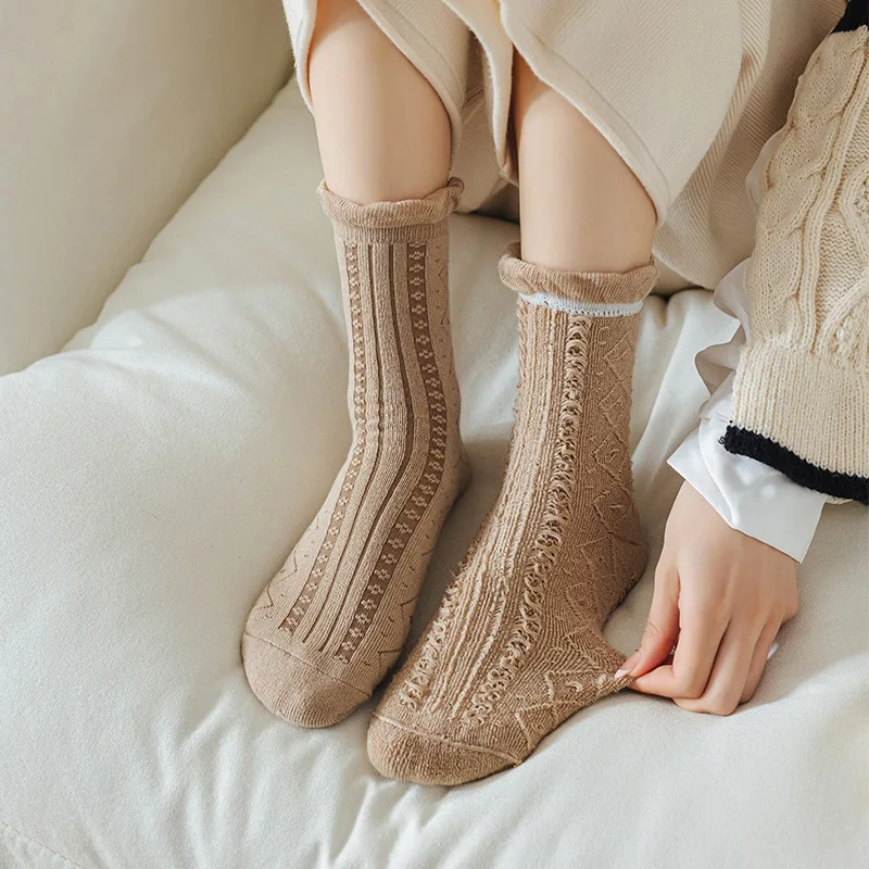 Kadın Çorap Kış 2022 Yeni Ürün Moda Rahat Kalınlaşmış Silindir Nefes ve sıcak tutan çoraplar Kadın Görüntü  1