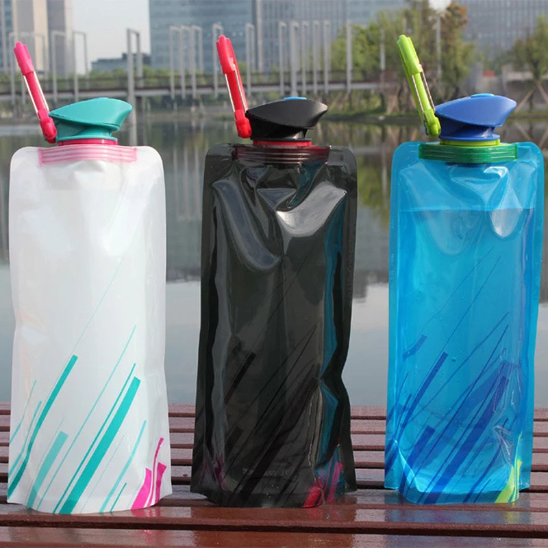 700mL Taşınabilir Yeniden Kullanılabilir Su şişeleri Kanca ile Katlanabilir Açık Spor Seyahat için su ısıtıcısı Kamp Su Torbası Su sırt çantası Görüntü  3