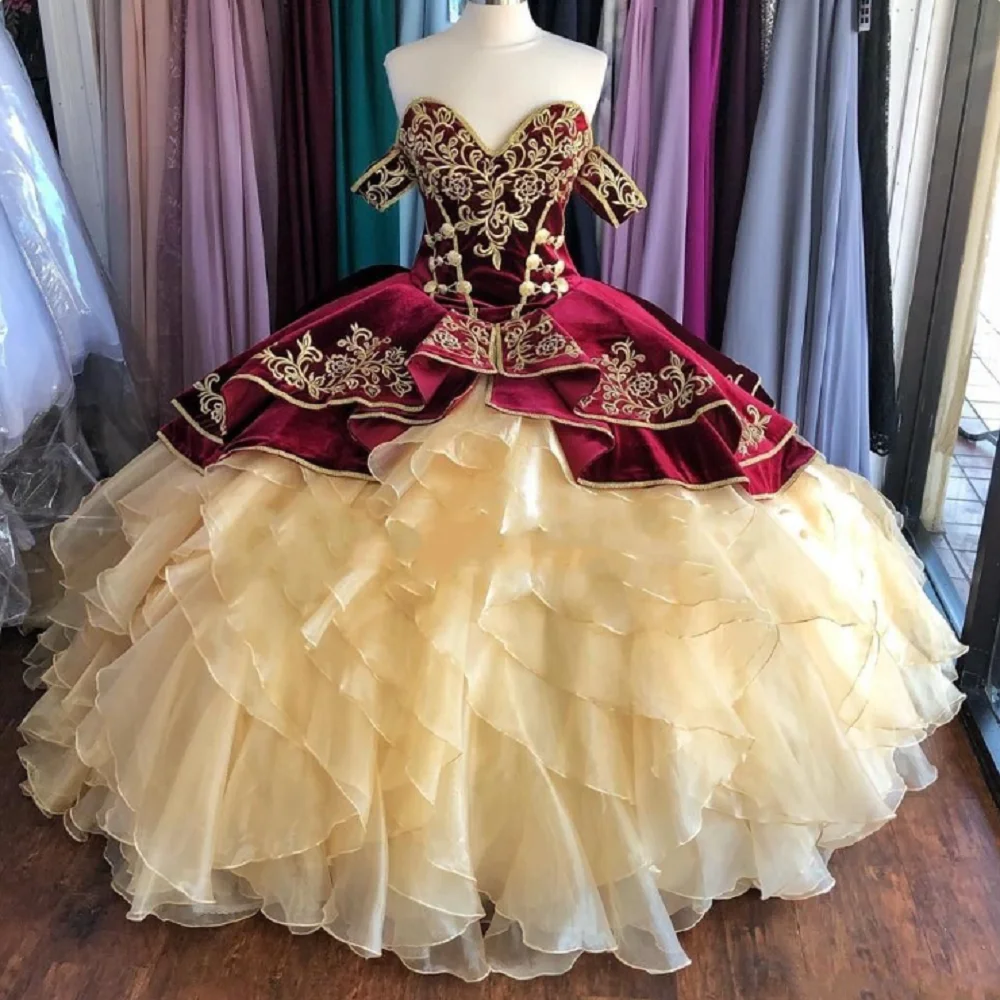 LSYX Kapalı Omuz Topu cüppeli elbiseler Quinceanera 2022 İçin Tül Katmanlı Prenses Vestido De 15 Anos Pembe Tatlı 16 Elbiseler Gala Görüntü  3