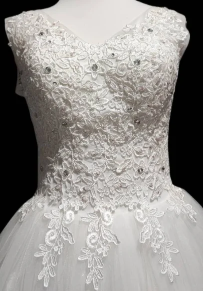 Y & M Novıas Beyaz Fildişi Tatlı Özel Artı Boyutu düğün elbisesi Kolsuz Dantel Aplikler Payetli Nakış gelin kıyafeti Vestido De Görüntü  0