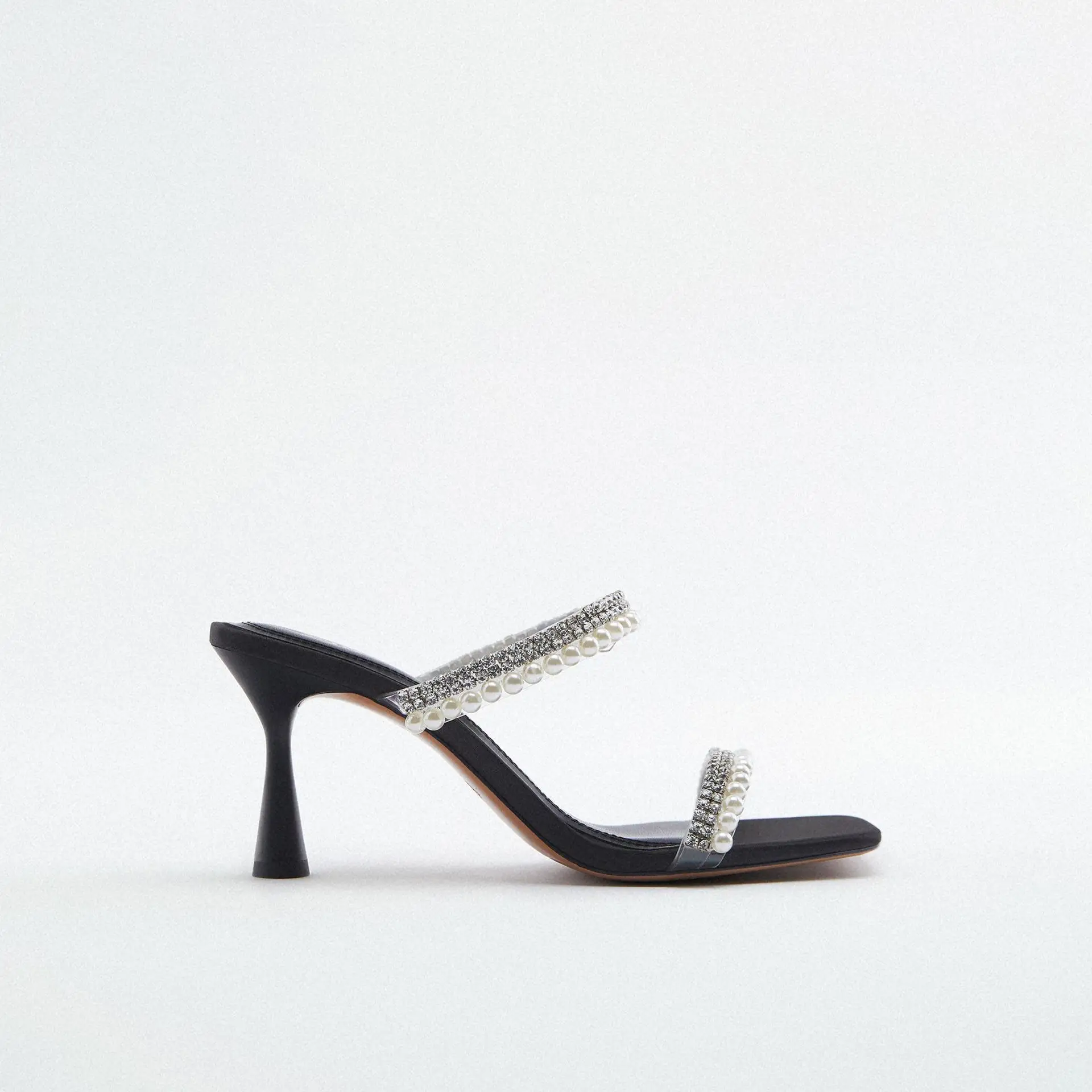 116877 Yeni kadın ayakkabısı Kare burnu açık Şeffaf PVC Taklidi İnci Yüksek topuklu Sandalet Küçük Topuklu Büyük Siyah Topuklu Görüntü  3