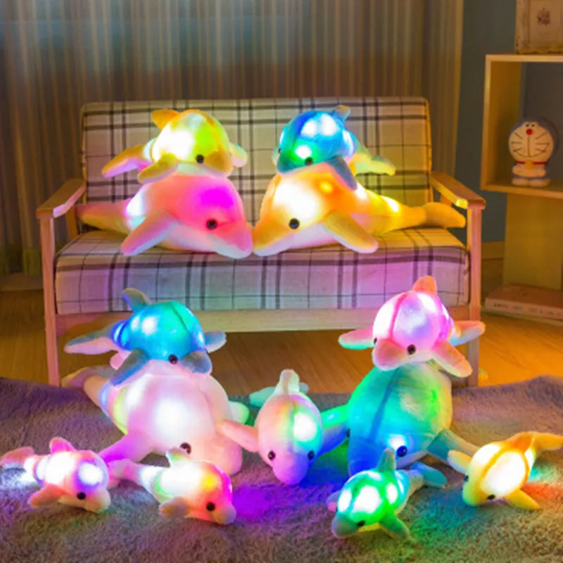 1 adet 32 cm Sevimli Yaratıcı Aydınlık peluş oyuncak Yunus Bebek Parlayan led ışık Hayvan Oyuncaklar Renkli Bebek Yastık çocuk Güzel hediye Görüntü  0
