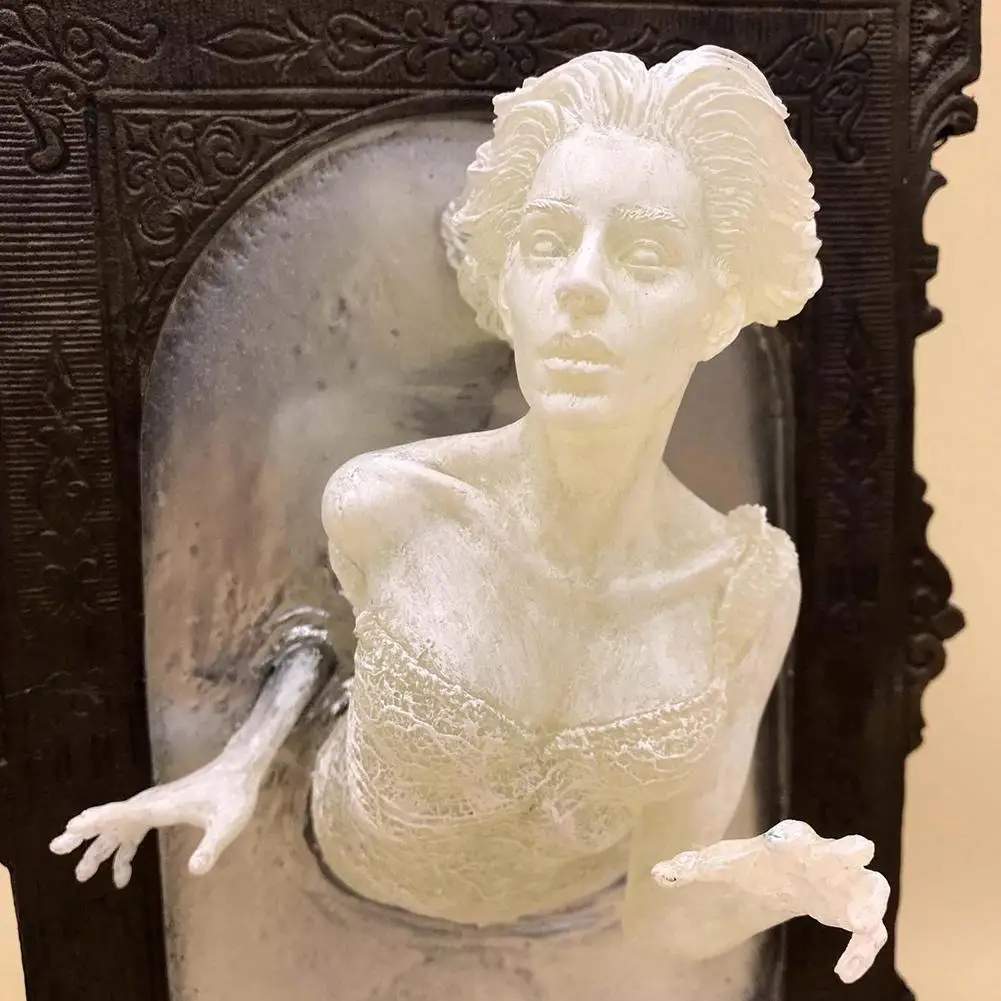 Gotik 3D Ürkütücü Duvar Heykelleri Reçine Aydınlık Hayaletler Ayna Duvar Dekorasyon Eski Ev Dekorasyon sevgililer Günü Hediyeleri Görüntü  2