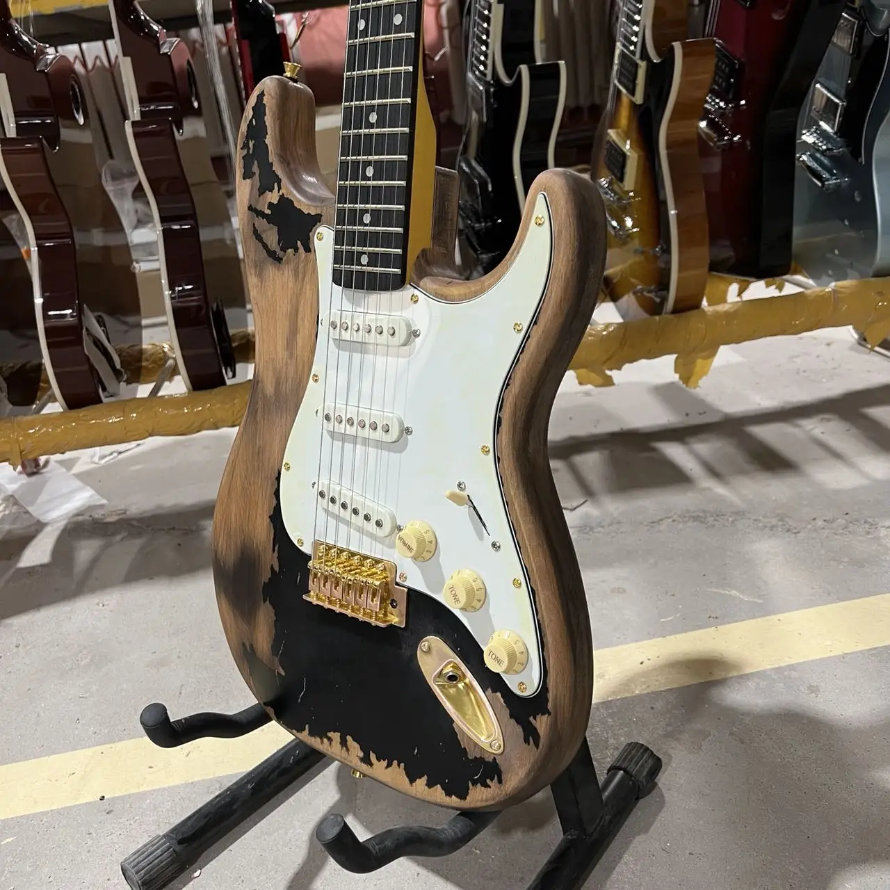 John Mayer Kalıntı Strat Elektro Gitar Siyah Renk Kızılağaç Gövde Klavye El Yapımı Yüksek Kalite Ücretsiz Kargo Rosewood Görüntü  0