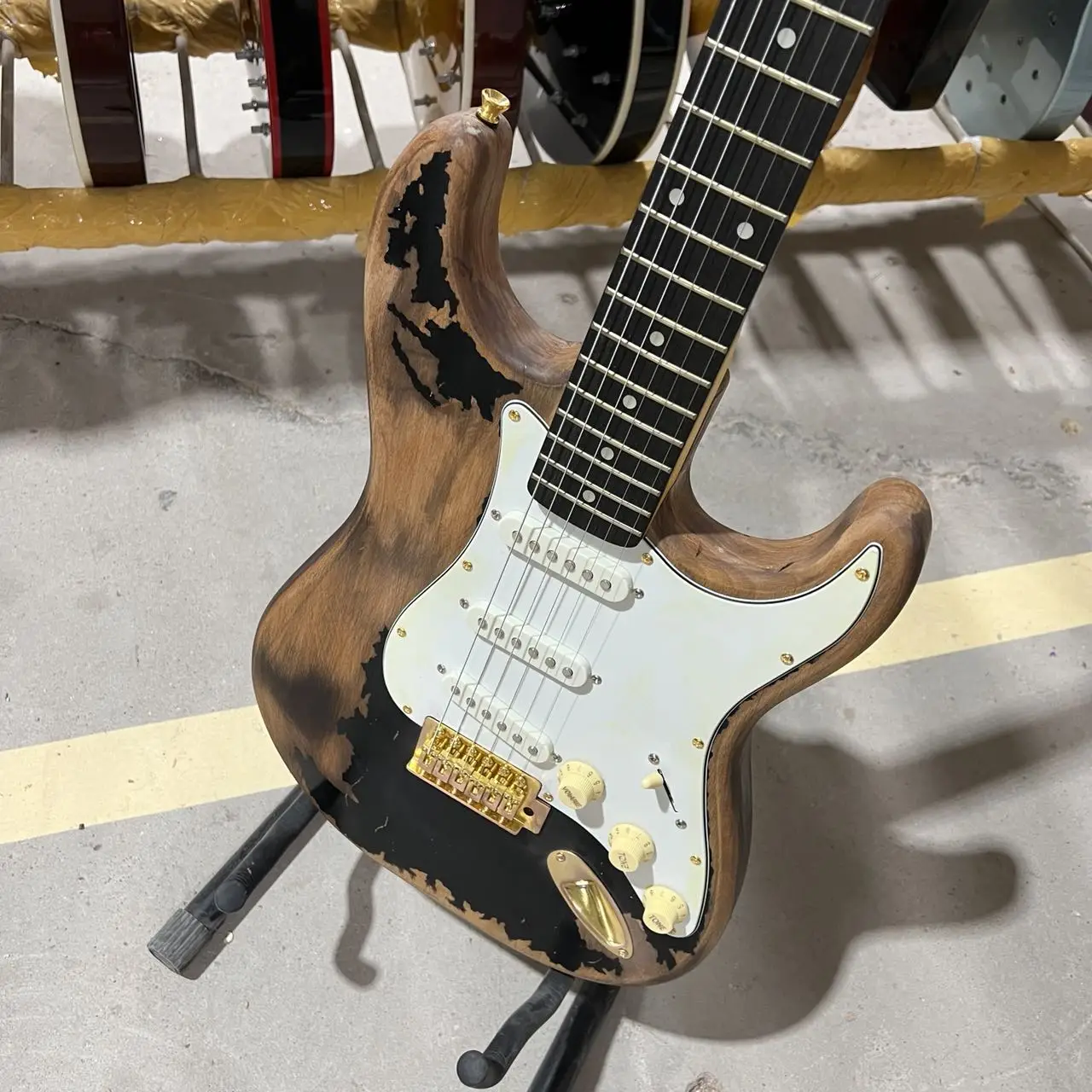 John Mayer Kalıntı Strat Elektro Gitar Siyah Renk Kızılağaç Gövde Klavye El Yapımı Yüksek Kalite Ücretsiz Kargo Rosewood Görüntü  2