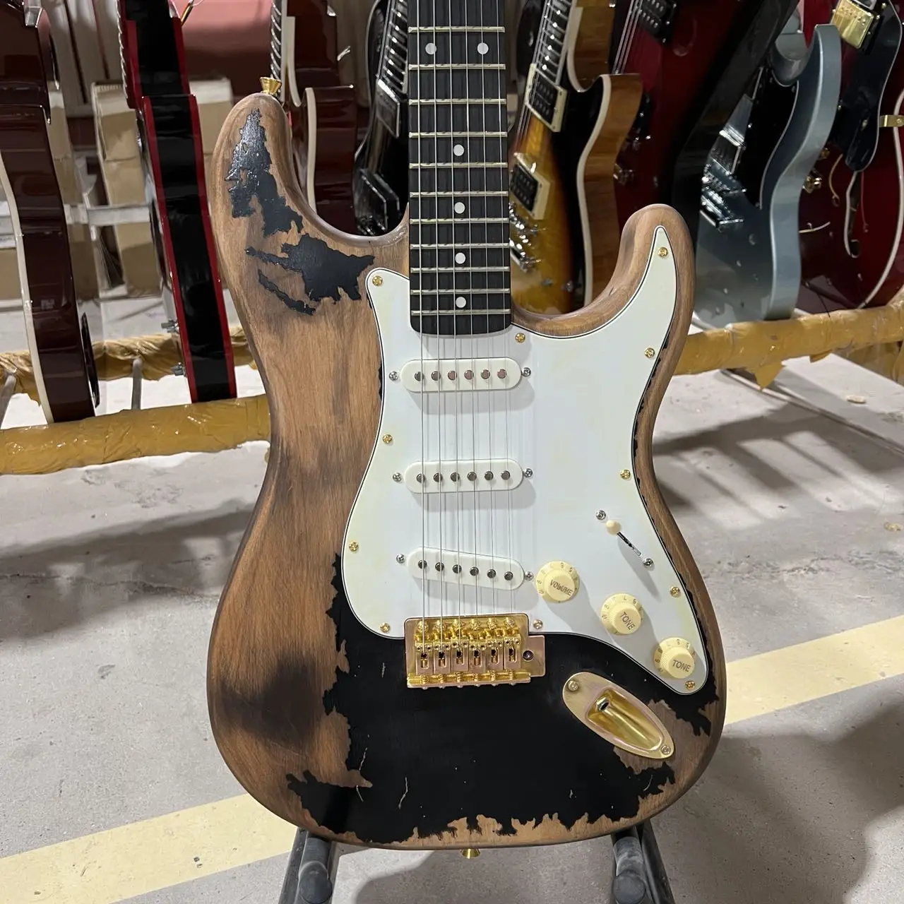 John Mayer Kalıntı Strat Elektro Gitar Siyah Renk Kızılağaç Gövde Klavye El Yapımı Yüksek Kalite Ücretsiz Kargo Rosewood Görüntü  4