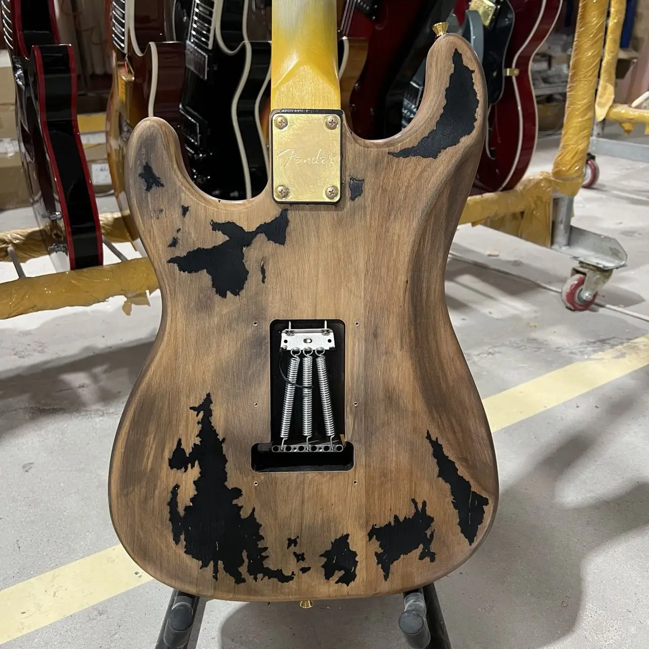 John Mayer Kalıntı Strat Elektro Gitar Siyah Renk Kızılağaç Gövde Klavye El Yapımı Yüksek Kalite Ücretsiz Kargo Rosewood Görüntü  5