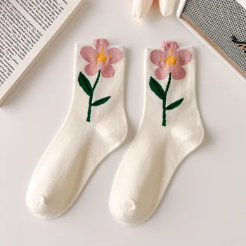 1 Çift Kadın Çorap Japon Kore Tarzı Karikatür Lale Çiçek Çiçek Şeker Renk Orta Tüp Çorap nefes alan günlük çoraplar