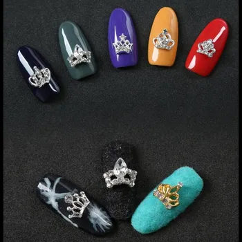 10 adet / grup 3D Nail Art Takı Gümüş ve Altın Taç Şekli tırnak mücevheri Parlayan Kristal Rhinestones tırnak mücevheri Aksesuarları ML723#