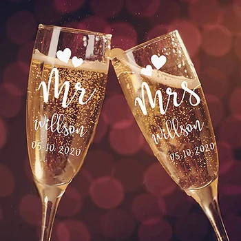 2 Set Kişiselleştirilmiş Özel Mr ve Mrs şampanya bardakları Kızartma Flüt Düğün Favor Nişan Yıldönümü Partisi şarap bardağı