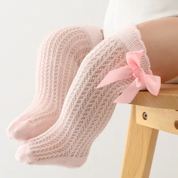 2022 Yaz Bebek Kız Çorap Yürüyor Çocuk Yay Örgü Nefes Çorap Yenidoğan Diz Yüksek Uzun Yumuşak Pamuklu Bebek Çorap 0-3Years