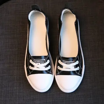 2023 Yeni Basit Tasarım Bayanlar düz ayakkabı Yumuşak Kadın Yuvarlak Ayak Vintage Flats Kadın Rahat Tekne Ayakkabı Retro Eğlence Spor Ayakkabı Kızlar