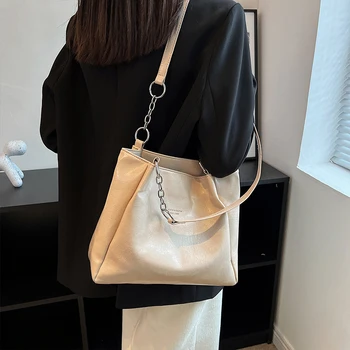 Basit Marka Tasarımcı Çanta Çantalar omuzdan askili çanta Kadınlar için 2022 Yeni Moda Yağ Balmumu Cilt Casual Tote Yüksek Kalite