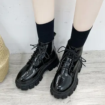 Comemore kadın Sonbahar Ayakkabı 2022 Kadın Platformu Çizmeler Kadın Lüks Tasarımcı Çizmeler Kadın Düşük Topuklu Patik Yuvarlak Ayak Kısa Çizme
