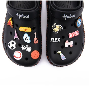 Croc Takılar Basketbol futbol ayakkabısı Dekorasyon Aksesuarları Bileklik Bilezik Çocuklar için Erkek Kız Erkek Kadın Hediye