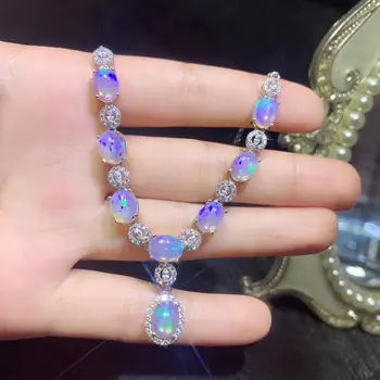 Doğal Opal Kolye, dünyadaki tek renk değiştiren mücevher, 925 Ayar gümüş, parti ve düğün sahnesi