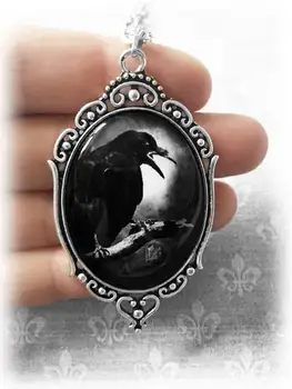 Gotik Raven Kolye, Kristal Cam Kabartmalı Kolye, Gotik Takı, Alternatif Takı, Edgar Allan Poe, Pagan Hediye