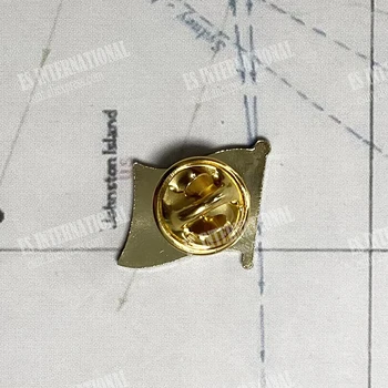 Japonya Ulusal Bayrak Kristal Epoksi Metal Emaye Rozeti Broş Koleksiyonu Hatıra Hediyeler Yaka İğneler Aksesuarları Size1.6 * 1.9 cm
