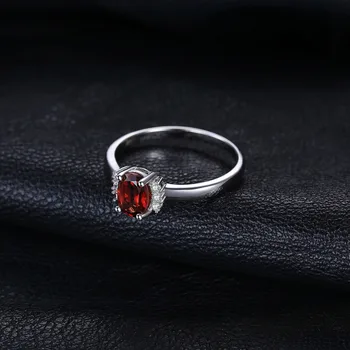 JewelryPalace Oval Kırmızı Doğal Kırmızı Garnet 925 Ayar Gümüş Yüzük Kadınlar ıçin Moda Nişan Taş Birthstone Takı