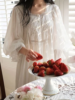 Kadın Saf Pamuk Ruffles Vintage Nightgowns Robe Nightie Uzun elbise Victoria Romantik Prenses Pijama Gecelik Gecelik