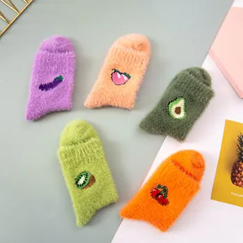 Kadın Termal Kabarık Çorap Sonbahar-Kış Kar Çorap Kızlar Meyve Baskı Sıcak Renk Orta Tüp Çorap Bayanlar Kat Uyku Çorap