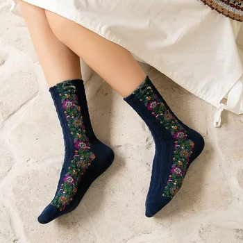 Kadınlar Bayanlar Retro Etnik Çiçekler Jakarlı Çorap Kadın Kişilik Sonbahar Kış Büküm Desen Orman Çiçek pamuklu Uzun Çorap