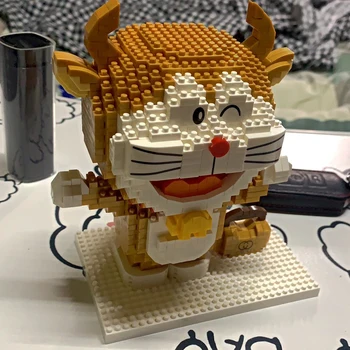LP 210569 Anime Doraemon Altın Kedi Robot Hayvan evcil hayvan çantası Modeli DIY Mini Elmas Blokları Tuğla Yapı Oyuncak Çocuklar için hiçbir Kutu