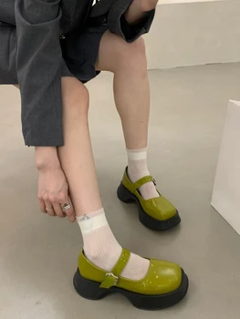 Mary Janes Tarzı Platform rahat ayakkabılar Kaymaz 2022 Yaz Lolita Saf Renk Zarif Sandalet Kadın Plaj Parti Toka Ayakkabı
