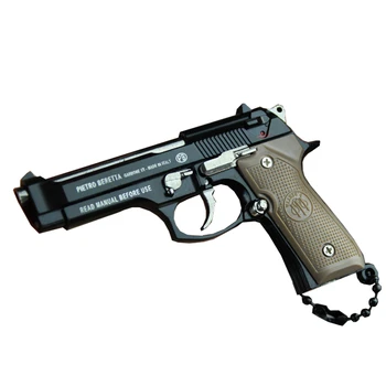 Metal Tabanca Tabanca Minyatür Model 1: 3 Beretta 92F Anahtarlık Zanaat Kolye erkek ve kadın Doğum Günü Hediyeleri Silah Oyuncaklar Kostüm Sahne