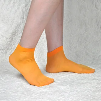 Neon Renk Kadın Ayak Bileği Çorap Yüksek Moda Parlak Renk Kadın Kısa Çorap Şeker Renk Yeşil Sarı Pembe Bahar Yaz Örgü Serin