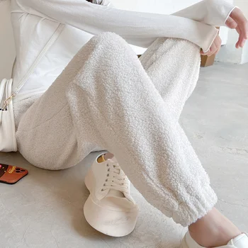Peluş pantolon kadın sonbahar ve kış yeni moda Oyuncak kaşmir tozluk spor eğlence kalınlaşmış beyaz gevşek pantolon