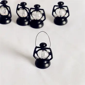 Retro Gaz lambası Mini Gazyağı Fener Minyatür Oyuncak Bebek 1: 6 1:12 Bebek Evi Aksesuarları Dekor Süsler
