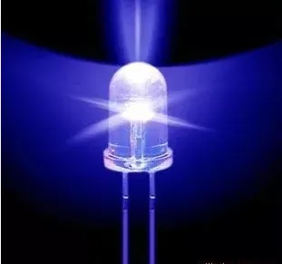 Toptan 100 adet Mavi 5mm Yuvarlak Süper parlak yayan diyot LED ampul lamba ışığı 5000MCD