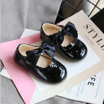 Yeni Bahar Sonbahar Bebek Kız Moda Patent Deri Büyük Yay Prenses Mary Janes parti ayakkabıları Düz Renk Öğrenci Flats ayakkabı
