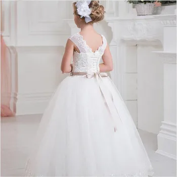 Yeni Fildişi Beyaz Çiçek Kız Elbise Düğün için Lace Up Geri Sheer Boyun Balo Prenses Pageant elbise İlk Communion elbise