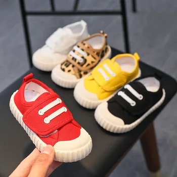 Yeni Moda Yüksek Kaliteli Erkek Beyaz Toddler Sneaker Çocuk düz ayakkabı Rahat Bebek Çocuk Bebek Kız Ayakkabı Toddler koşu ayakkabıları