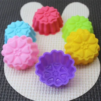 Yeni Varış 5 adet silikon kalıp 3 cm güzel çiçekler silikon çikolata kalıp DIY puding kek kalıp mini sabun kalıp