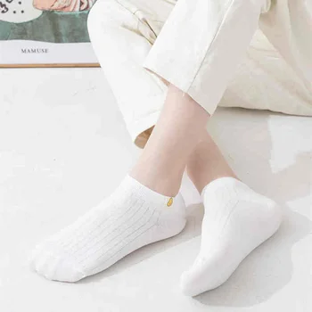Çorap Düz Renk Beyaz Çorap Kadın Öğrenciler Rahat Moda Pamuk Yaz İnce Düşük Kesim Ayak Bileği Çorap Çizgi Film Sevimli Kısa Japon